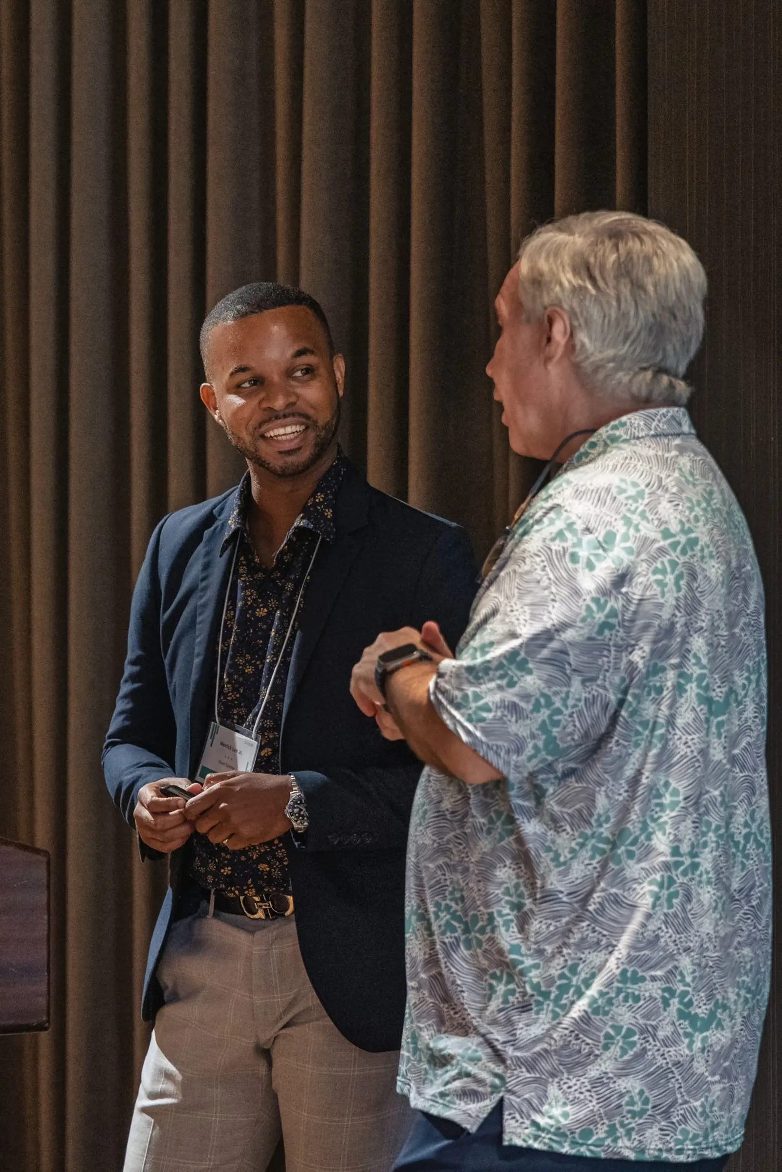 Growth marketing consultant Merrick Lee Jr. advising a business owner